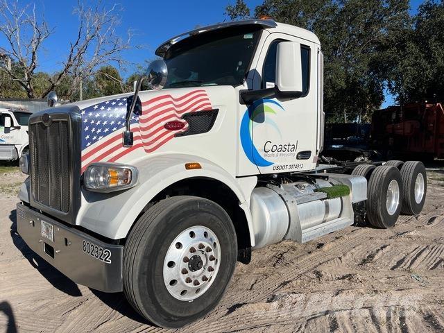 Peterbilt 567 Prime Movers