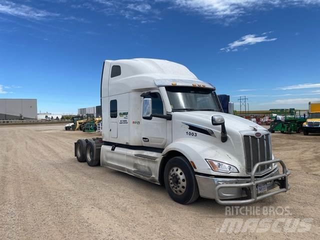 Peterbilt 579 Prime Movers