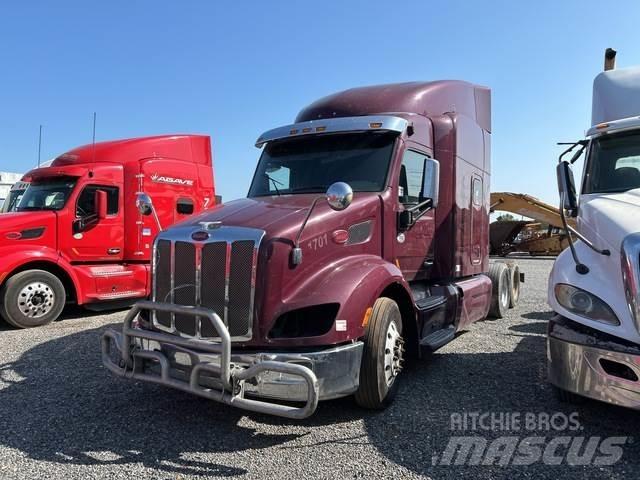 Peterbilt 579 Prime Movers