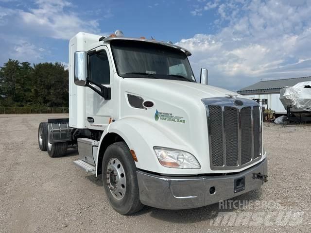 Peterbilt 579 Prime Movers