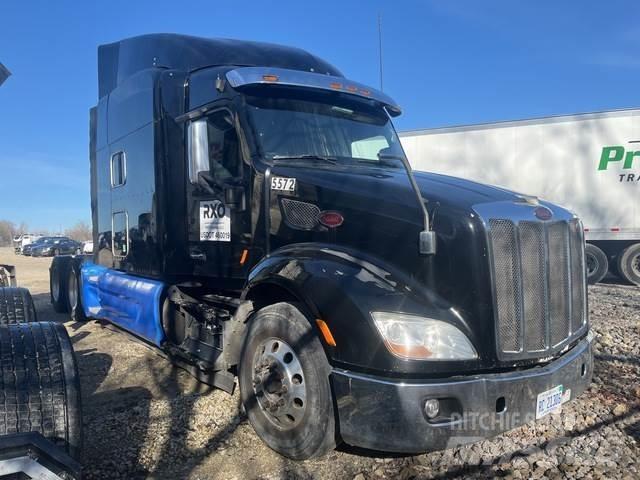 Peterbilt 579 Prime Movers