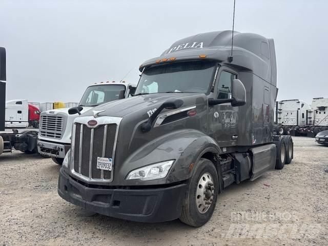 Peterbilt 579 Prime Movers