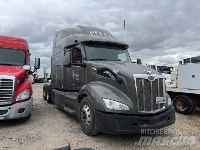 Peterbilt 579 Prime Movers