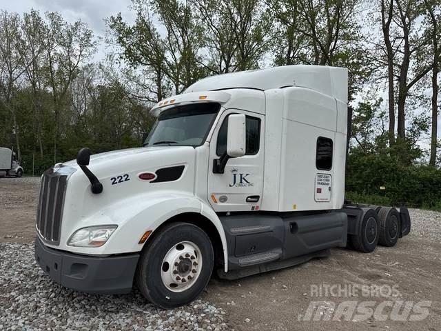 Peterbilt 579 Prime Movers