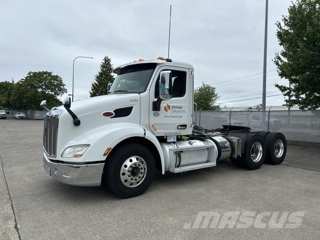 Peterbilt 579 Prime Movers