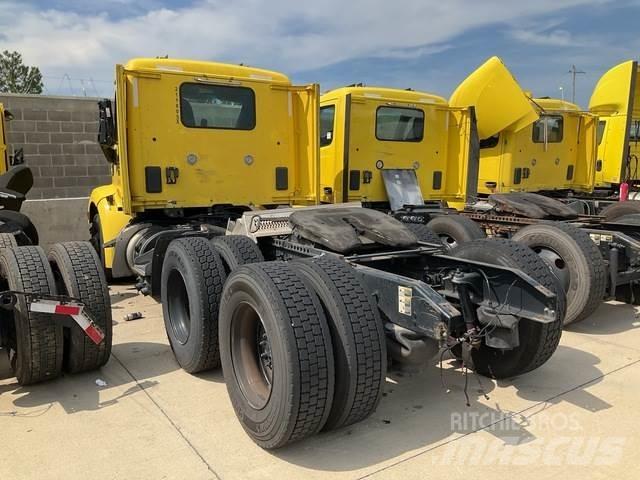 Peterbilt 579 Prime Movers