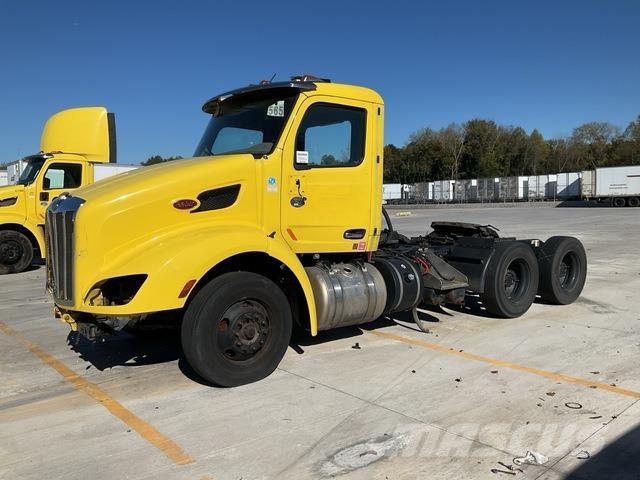 Peterbilt 579 Prime Movers