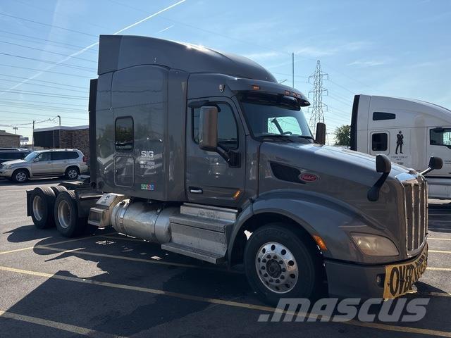 Peterbilt 579 Prime Movers