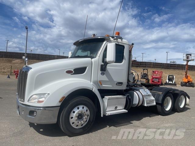 Peterbilt 579 Prime Movers