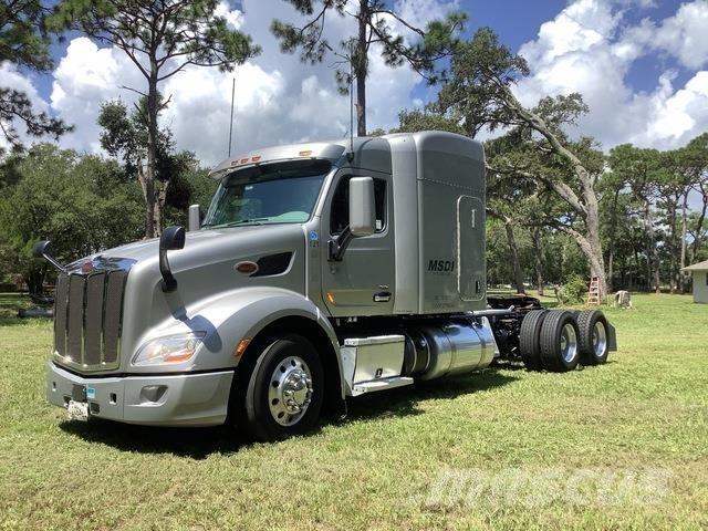 Peterbilt 579 Prime Movers