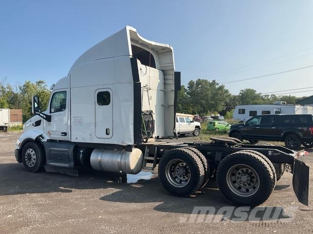 Peterbilt 579 Prime Movers