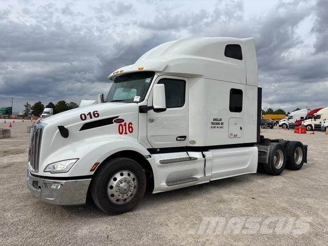 Peterbilt 579 Prime Movers