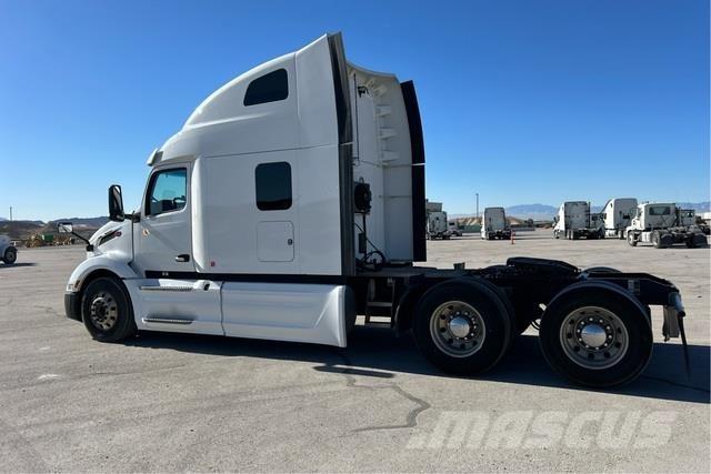 Peterbilt 579 Prime Movers