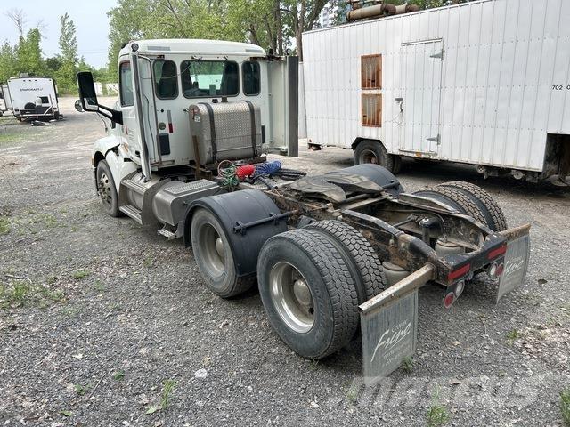 Peterbilt 579 Prime Movers