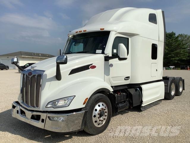 Peterbilt 579 Prime Movers