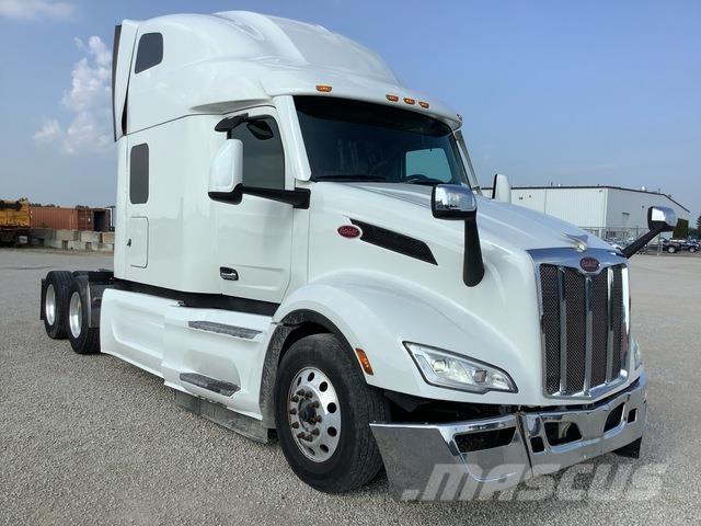 Peterbilt 579 Prime Movers