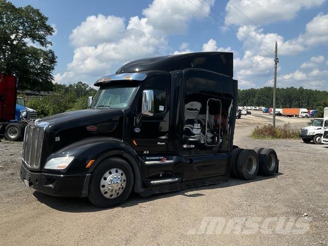 Peterbilt 579 Prime Movers