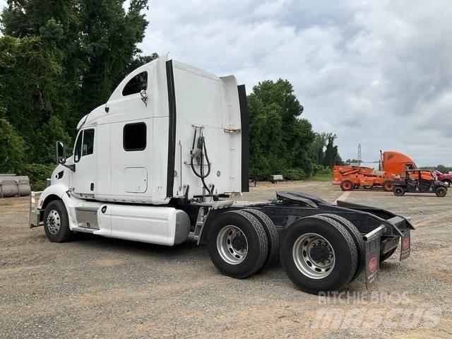 Peterbilt 587 Prime Movers