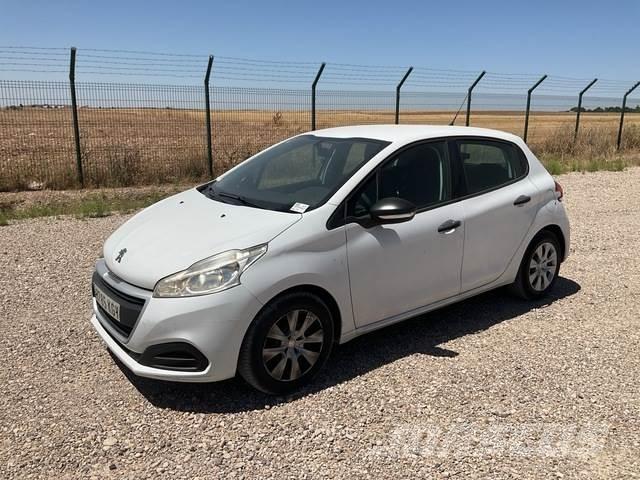 Peugeot 208 Cars