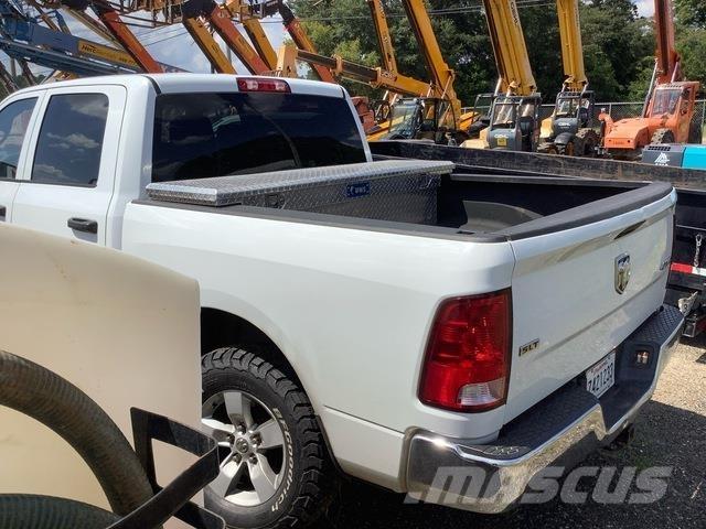 RAM 1500 Pick up/Dropside