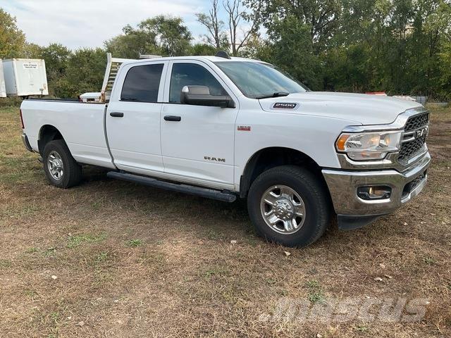 RAM 2500 Pick up/Dropside