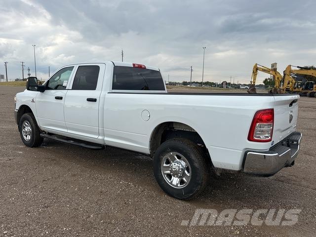 RAM 3500 Pick up/Dropside