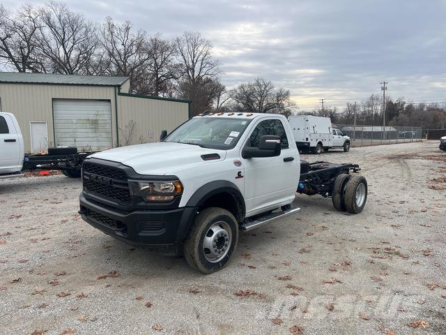 RAM 5500 Cabins and interior