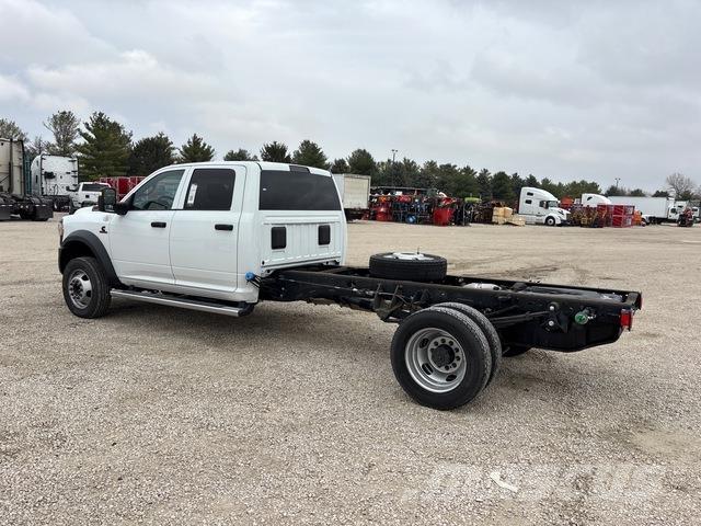 RAM 5500 Cabins and interior