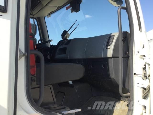 Renault D250 Truck mounted drill rig