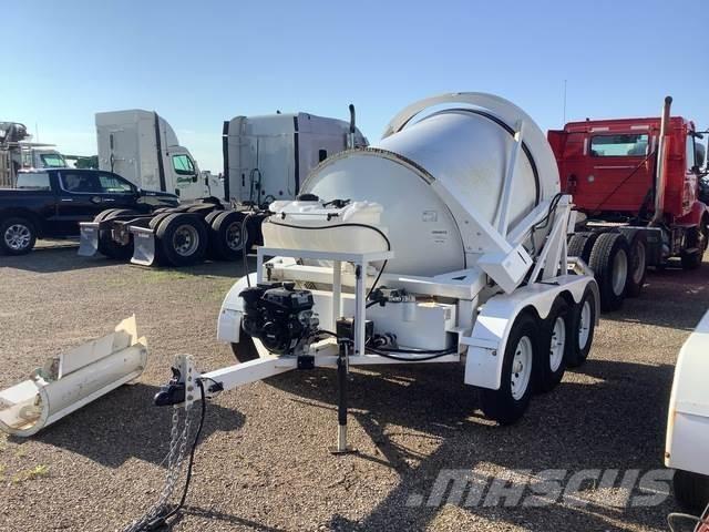  Right Mfg. Concrete/mortar mixers