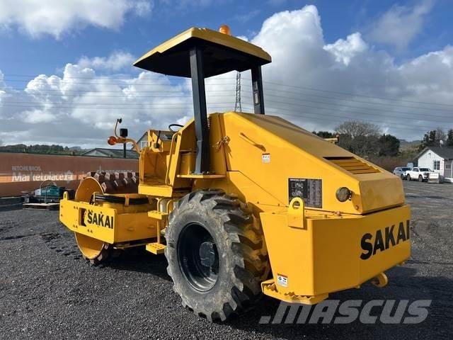 Sakai SV400TF Single drum rollers