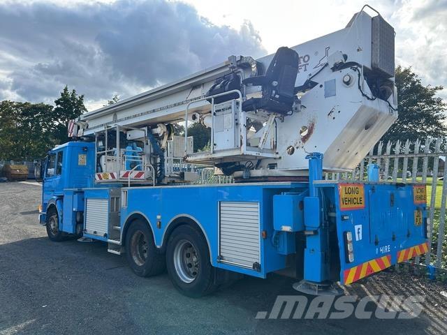 Scania P113ML Truck mounted platforms