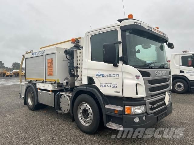 Scania P250 Crawler excavators