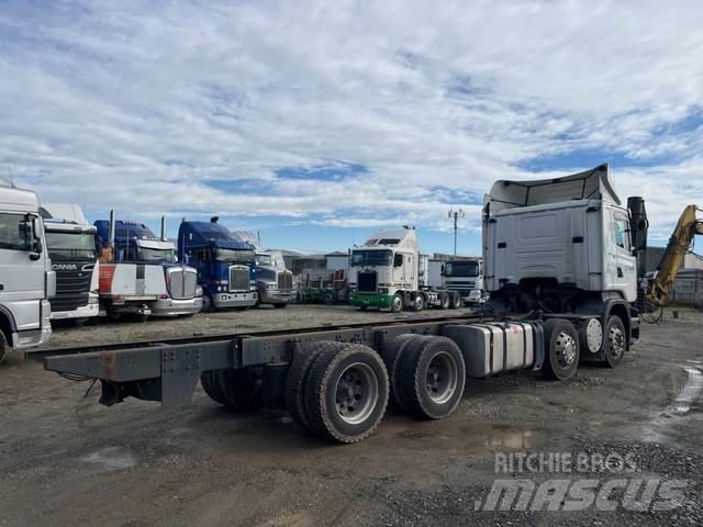 Scania R560 Chassis Cab trucks