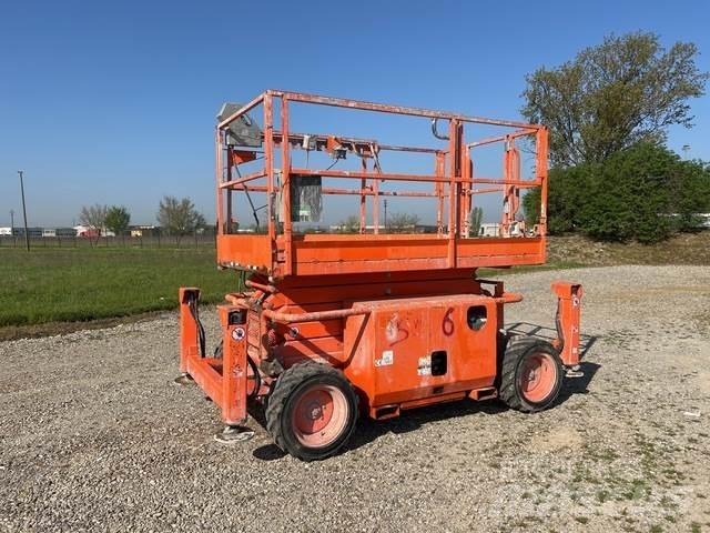 SkyJack  Scissor lifts