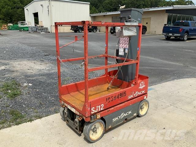 SkyJack SJ12 Used Personnel lifts and access elevators