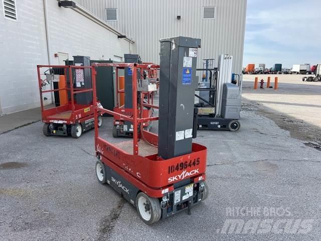 SkyJack SJ12 Used Personnel lifts and access elevators