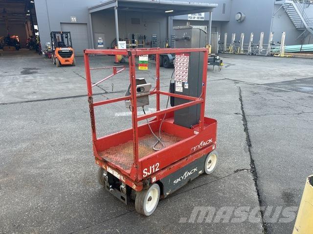 SkyJack SJ12 Used Personnel lifts and access elevators