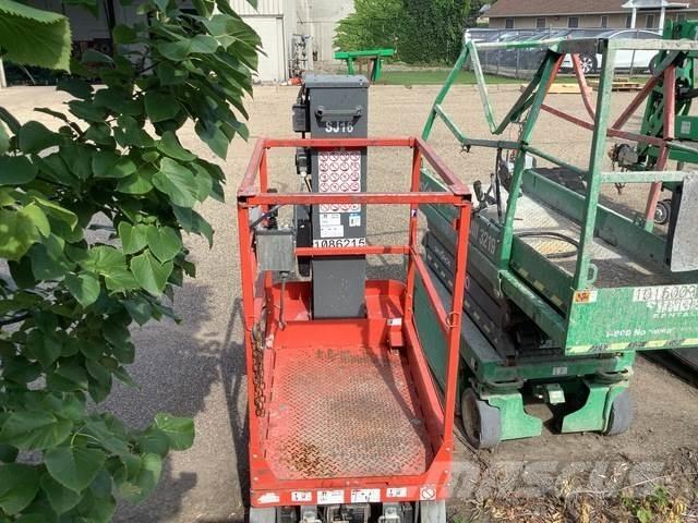 SkyJack SJ16 Used Personnel lifts and access elevators