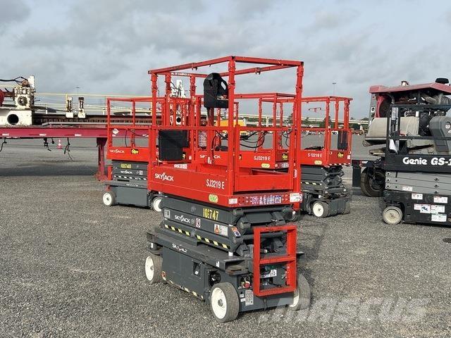 SkyJack SJ3219 Scissor lifts