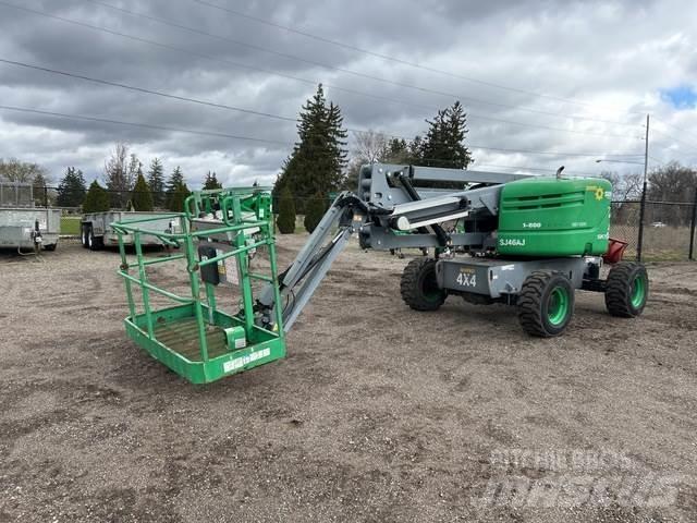 SkyJack SJ46AJ Articulated boom lifts