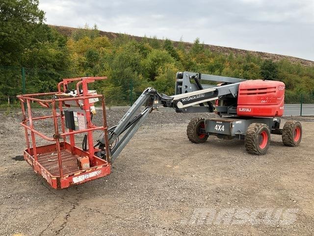 SkyJack SJ51AJ Articulated boom lifts