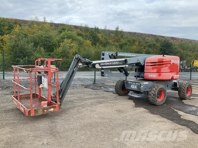 SkyJack SJ51AJ Articulated boom lifts