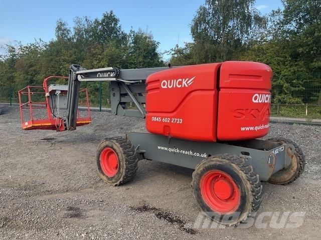 SkyJack SJ51AJ Articulated boom lifts