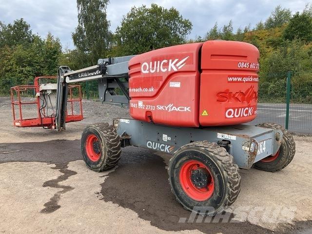 SkyJack SJ51AJ Articulated boom lifts