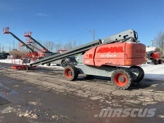 SkyJack SJ82T Telescopic boom lifts