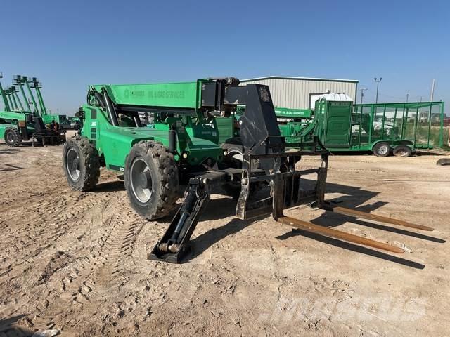 SkyTrak 10042 Telescopic handlers