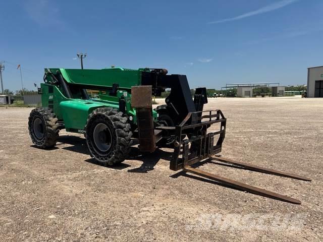 SkyTrak 10042 Telescopic handlers