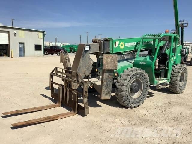 SkyTrak 10042 Telescopic handlers