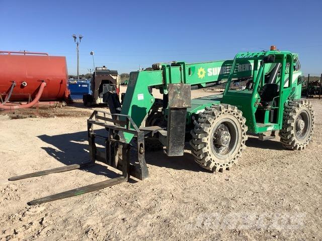 SkyTrak 10042 Telescopic handlers